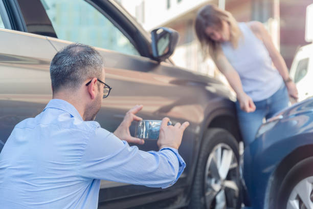 Professional Full Coverage Car Insurance technician working in Tupelo, MS